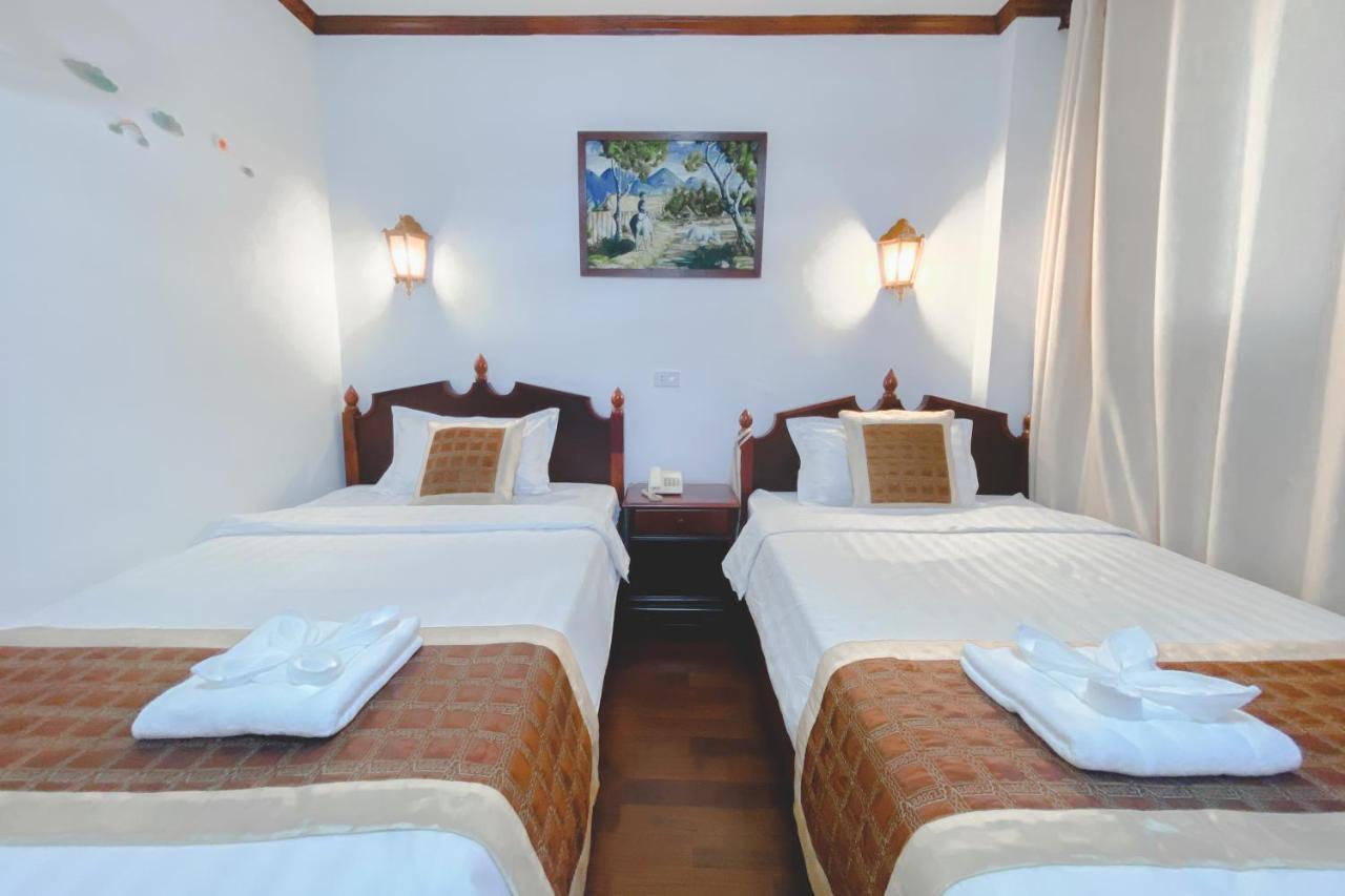 Khampiane Hotel Ban Nongdouang ภายนอก รูปภาพ